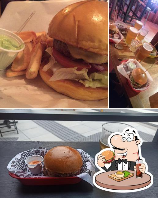 Delicie-se com um hambúrguer no Afonso Burgerbar