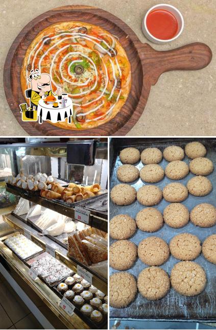 Food at Bobby cake house - Best Sugar Free Cake Shop, Veg And Non Veg Cake Shop, Pizza, Fast Food Shop, Bakers