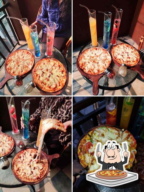 Get pizza at Cheenos