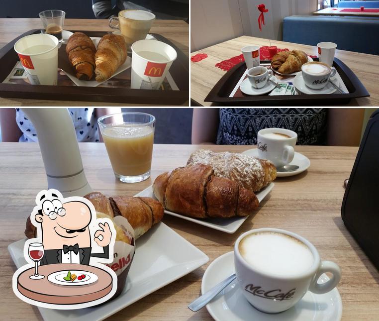 Cibo al McDonald's Nuoro