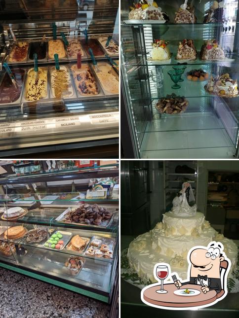 Cibo al Pasticceria La Dolce Vita Di Pasquale Russo