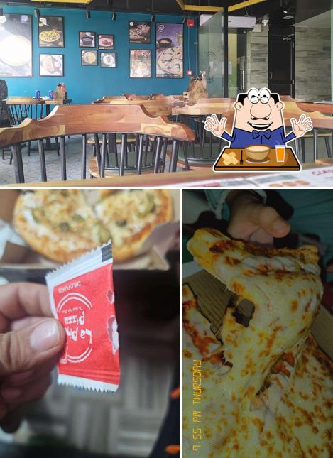 Check out the picture depicting food and interior at La Pino'z Pizza (Pili Kothi Moradabad)
