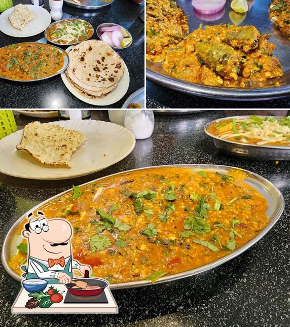 Chicken curry at Mahatma Gandhi Museum Canteen