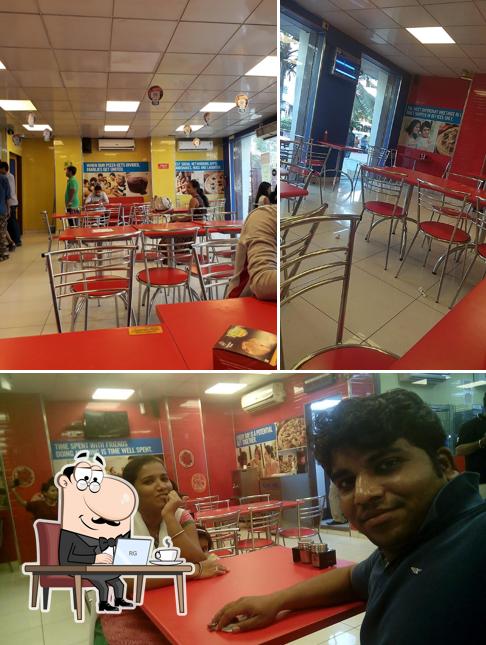 Check out how Domino's Pizza Vasanth Nagar, Thane looks inside