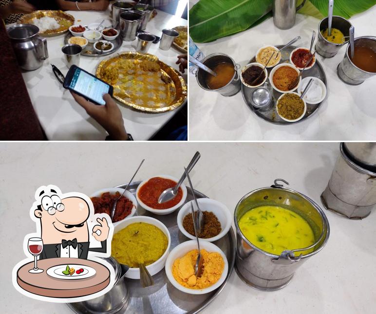 Food at Nellore Vari Mess- Hotel Chandras