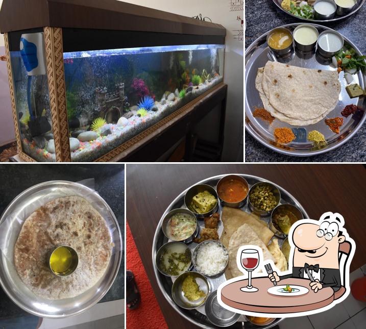 Food at Shree Basaveshwara Khanavali (original)