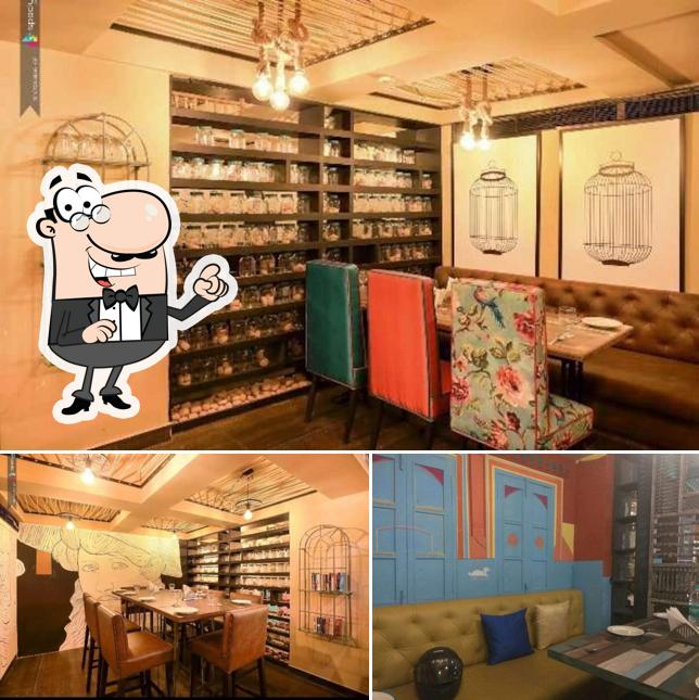 Take a seat at one of the tables at Hotel heritage