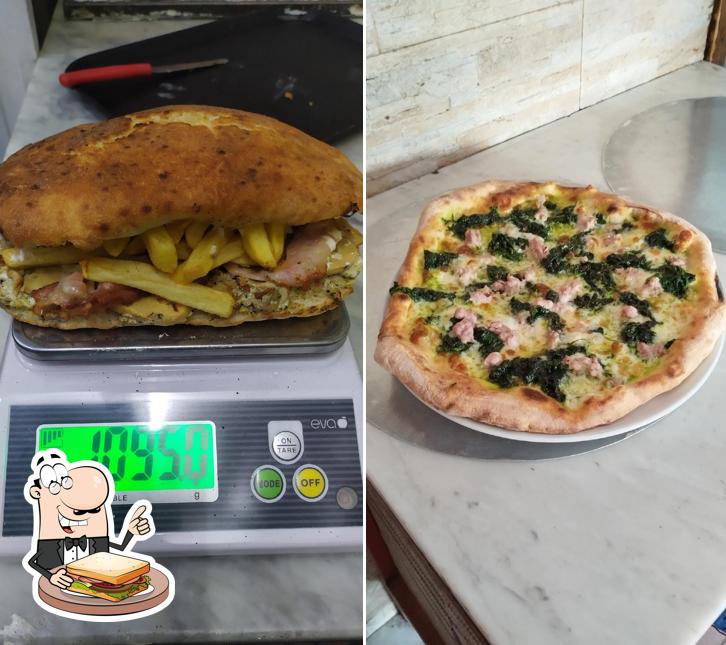 Toast al formaggio al Pizzeria Napoletana