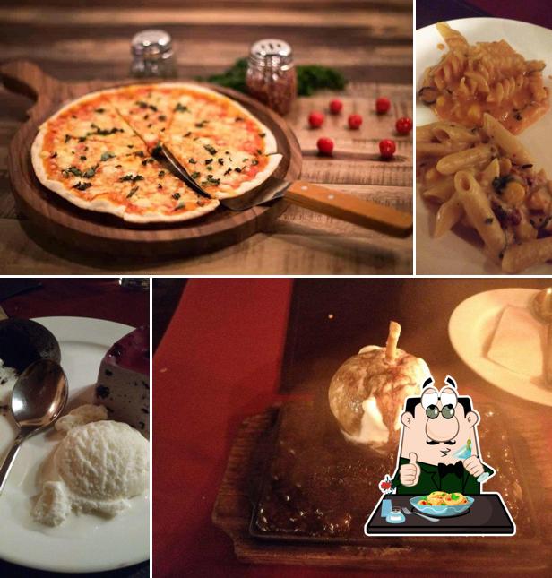 Macaroni and cheese at Little Italy