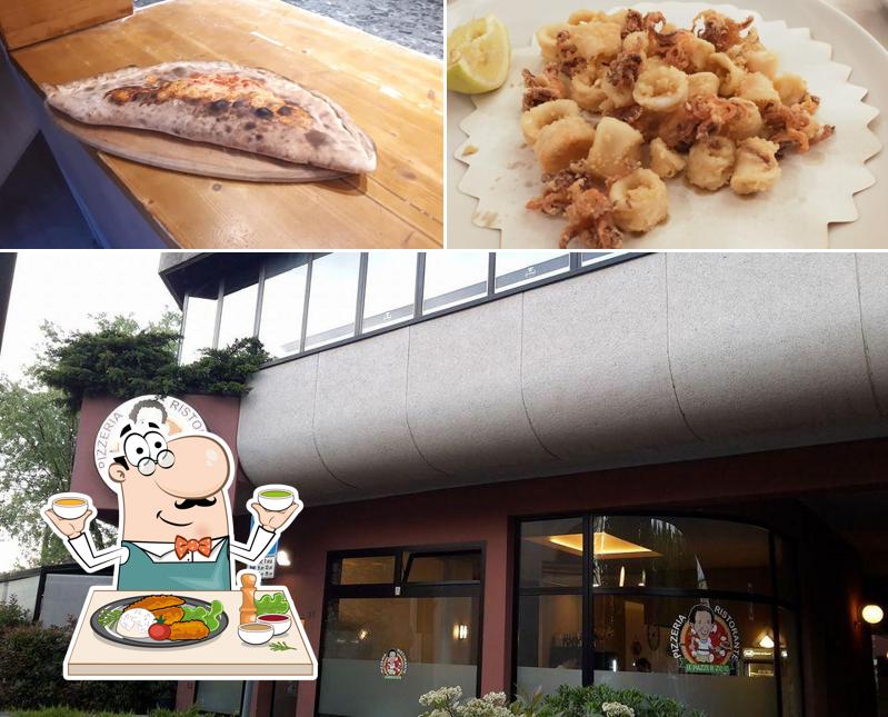 Guarda la foto che mostra la cibo e esterno di Le Piazze di Zio Fò