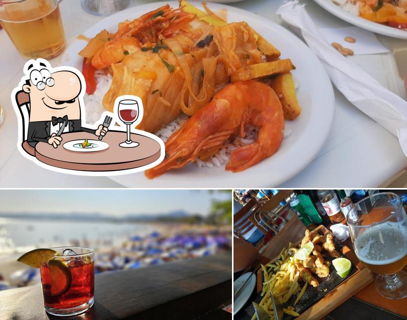 O Camarote Itaipu Restaurante e Pousada em Itaipu se destaca pelo comida e bebida