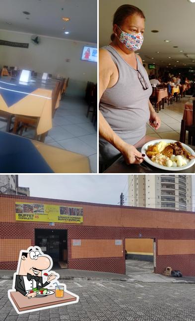 A imagem da comida e exterior a Viola Brasileira Churrascaria