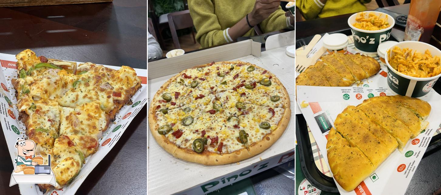 Garlic bread at La Pino'z Pizza Gangtok