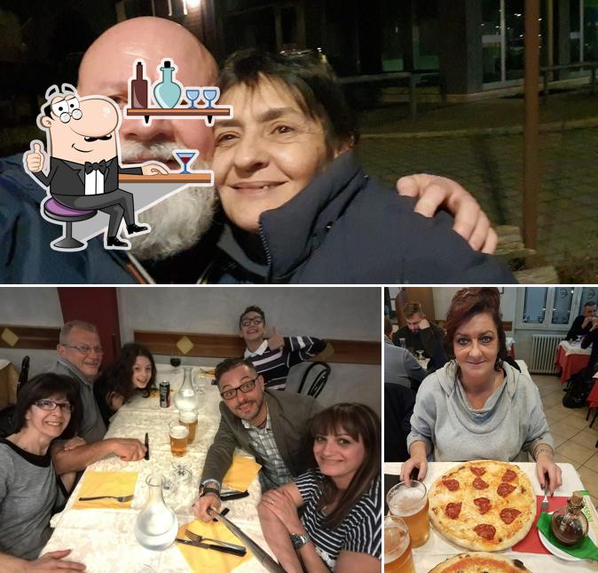 Dai un'occhiata agli interni di Pizzeria Europa