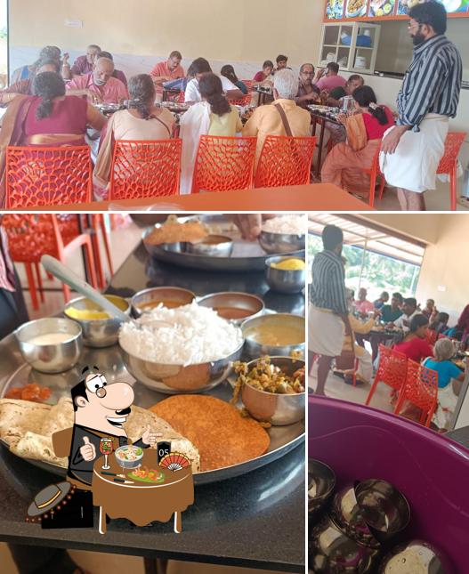 Among various things one can find food and interior at Shree Nidhi Vegetarian Restaurant