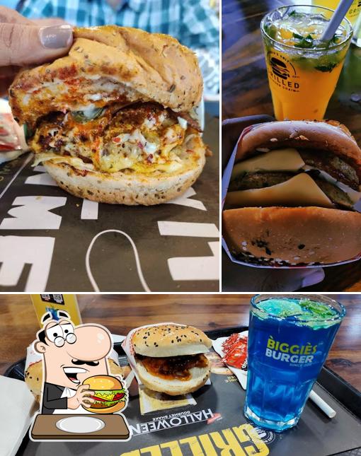 Try out a burger at Biggies Burger : Saravanampatti (Coimbatore)