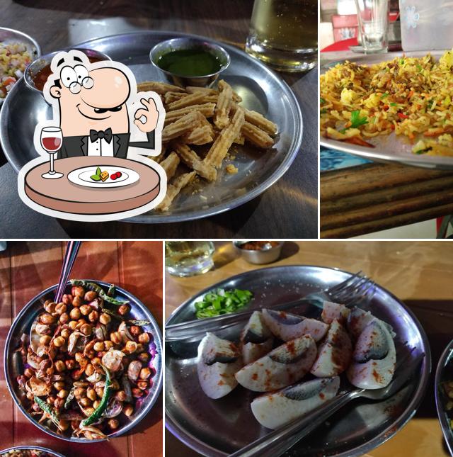 Meals at Vaibhav Hotel