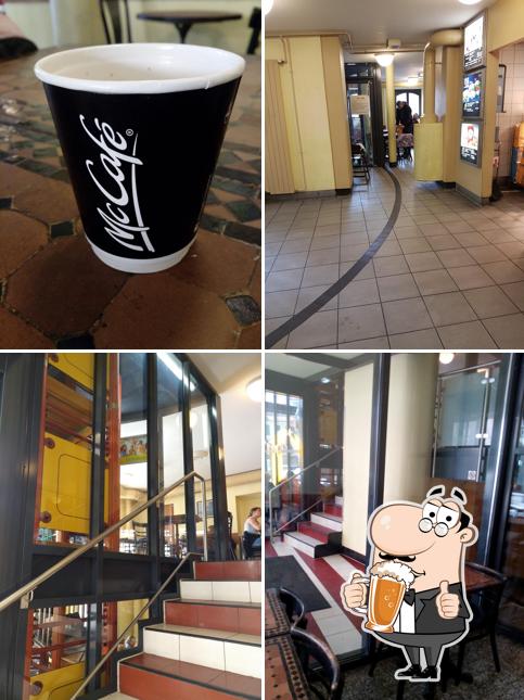 Puoi prenderti un rinfrescante bicchiere di birra chiara o scura