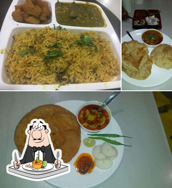 Food at Azad sweets and restaurant - Best Restaurant in Navrangpura, Best Farsan Shop in Navrangpura, Best Gujarati Thali, Sweet Shop