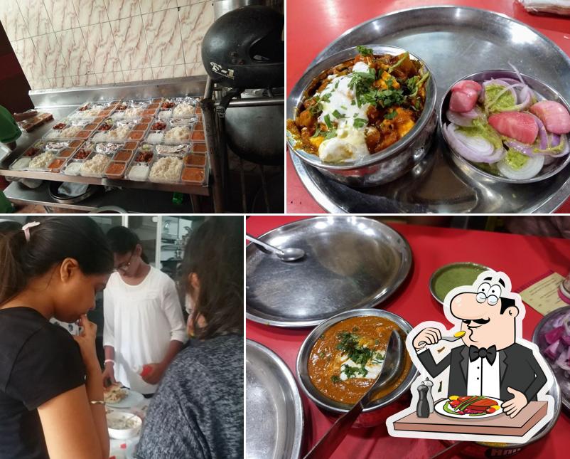 Food at Sab Ki Rasoi