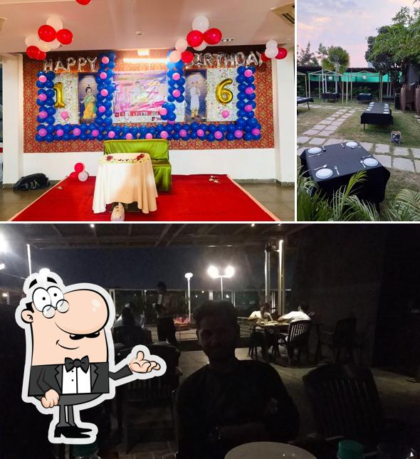 Check out how Madhuban Exclusive Garden Restaurant-AURANGABAD looks inside