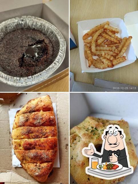 Meals at Domino's Pizza Rajarampuri, Kolhapur