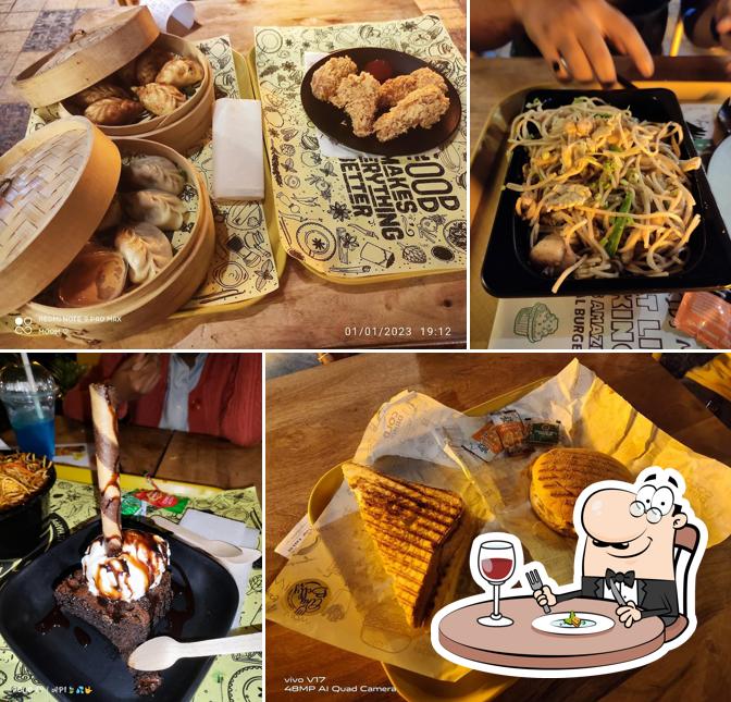 Anybelly Fried Chicken Cafe in Midnpaore