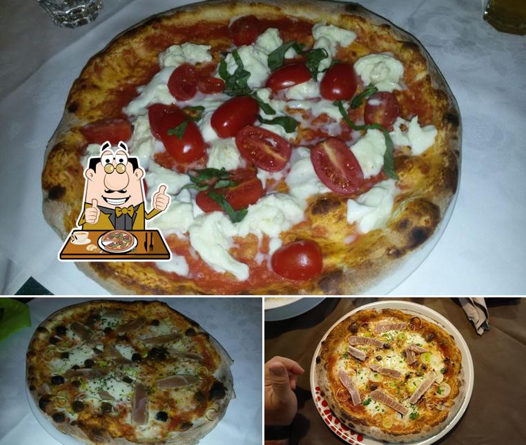 Scegli una pizza a Pizzeria La Gogna