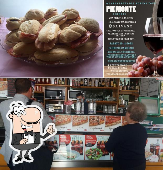 Siediti a un tavolo di Bar...Bera