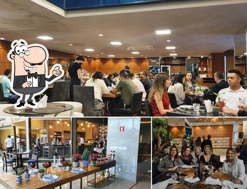 Sente em uma das mesas no Chocolat Buffet