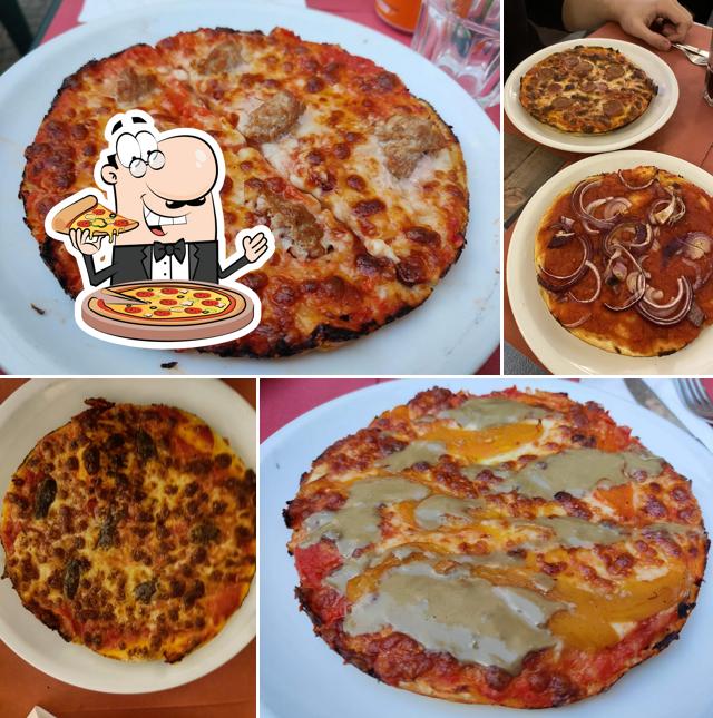 Ordina tra le molte varianti di pizza