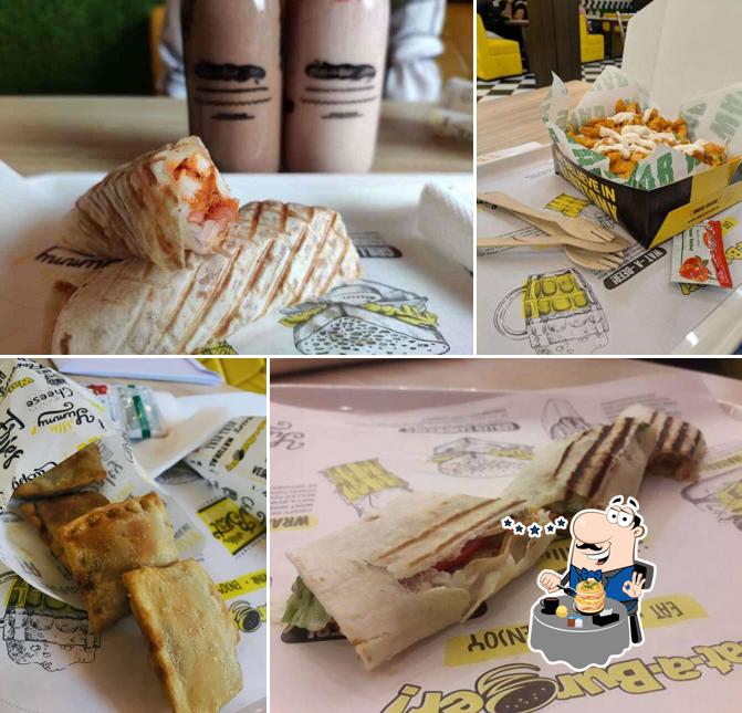 Food at Wat-a-Burger! - India ka Burger