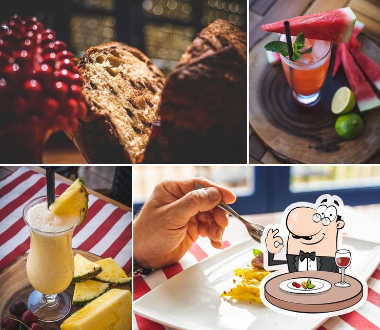 Platti al Bar Sirenuse Di Ercolano Giuseppina