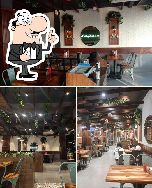 Look at the pic of U S Pizza