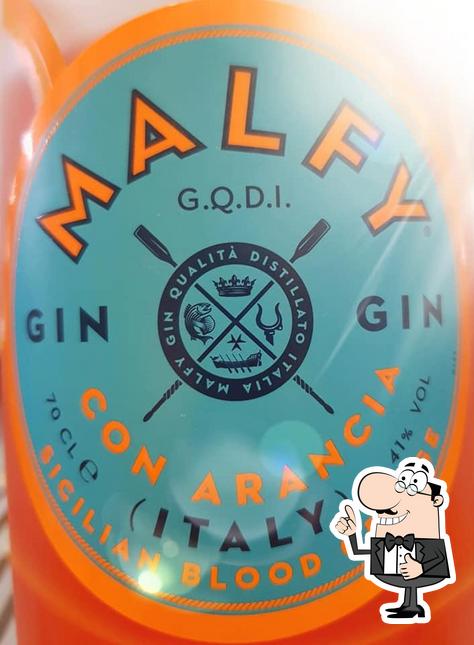 Vedi questa foto di Bar 26