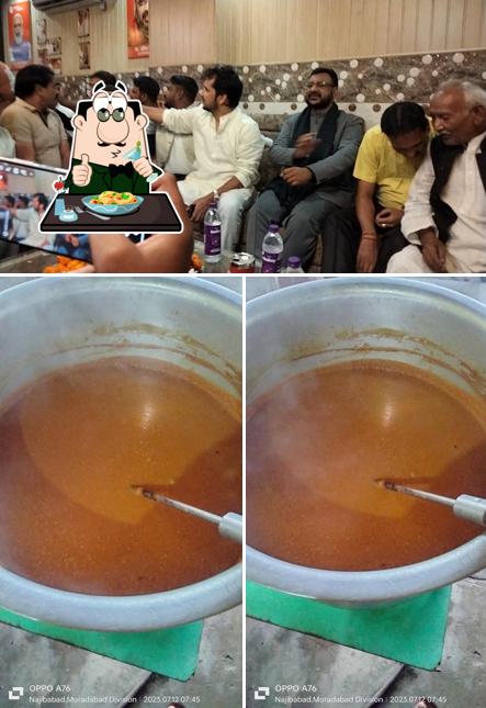 Food at Afeefa Darbar Hotel