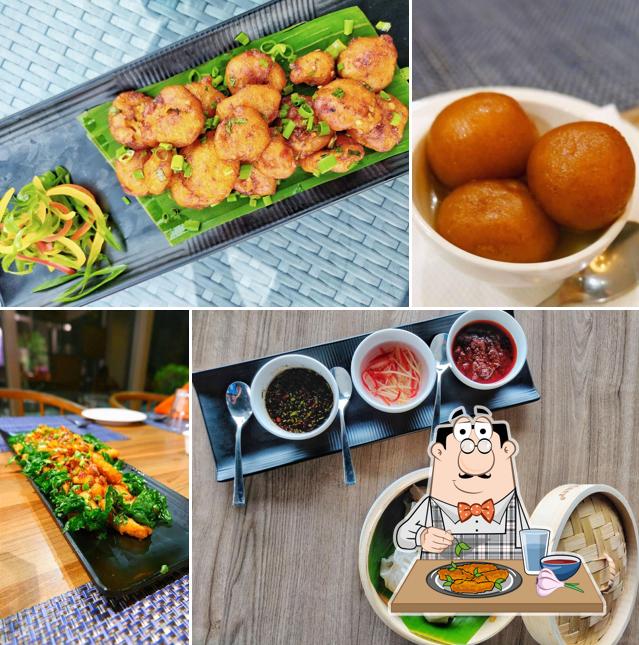 Chicken wings at Palms Kitchen - Holiday Inn Express