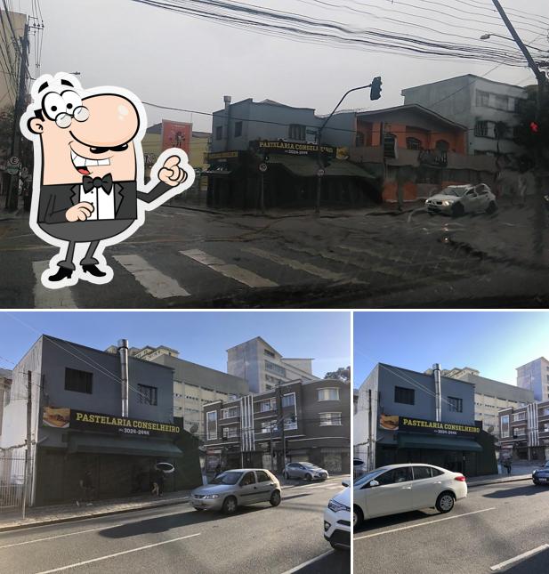 O exterior do Pastelaria Conselheiro..Baita PASTEL e um SUPER ATENDIMENTO