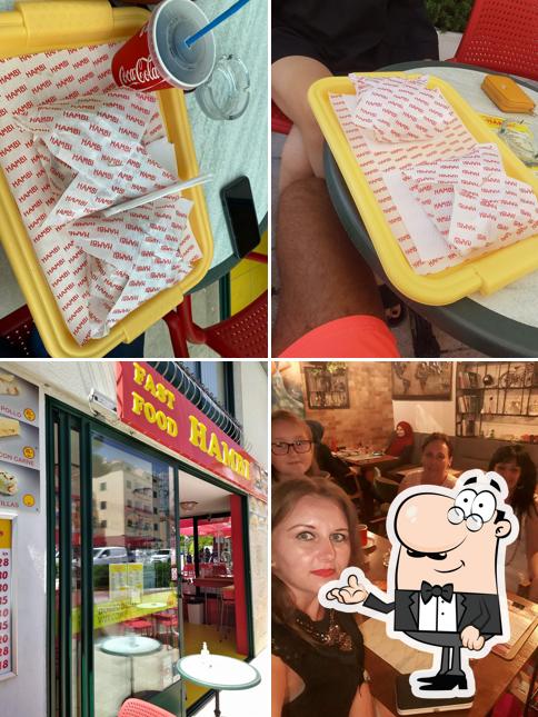 Siediti a un tavolo di Hambi