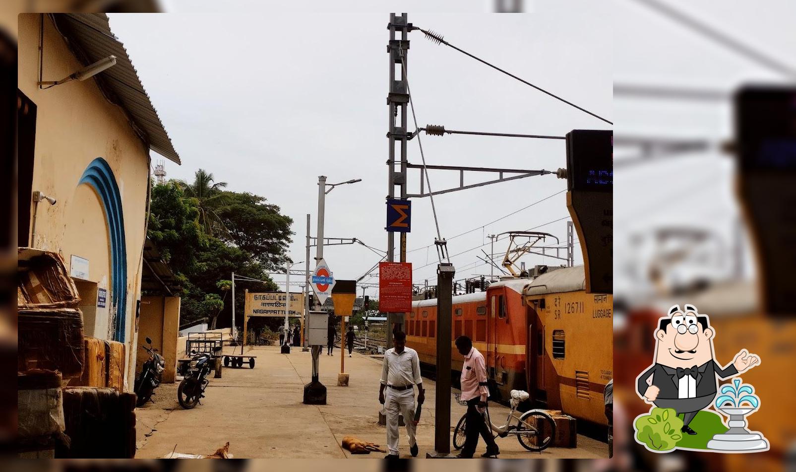 Non-veg Light Refreshment Room