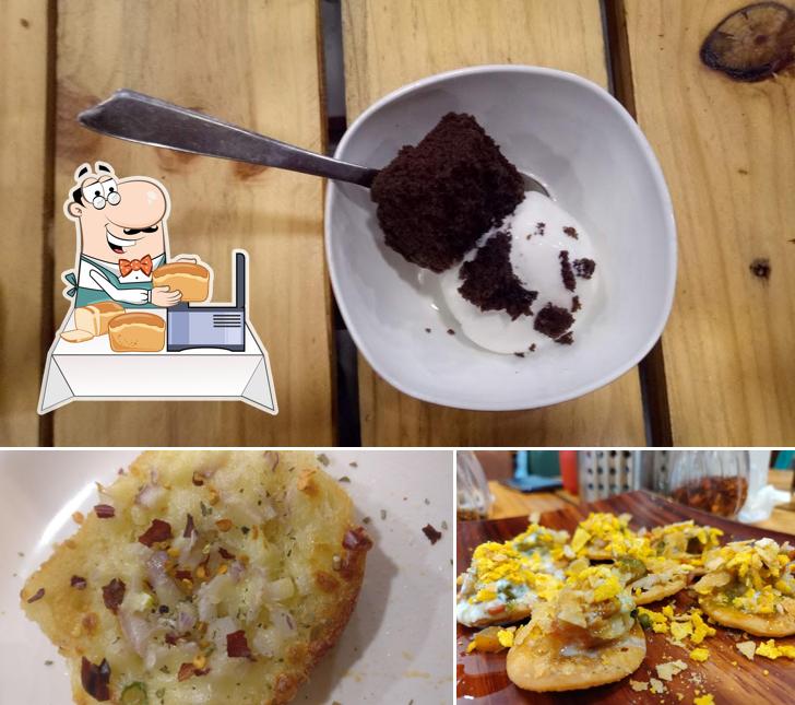 Garlic bread at Oyee Yaree! Kulche parrathe Vapi