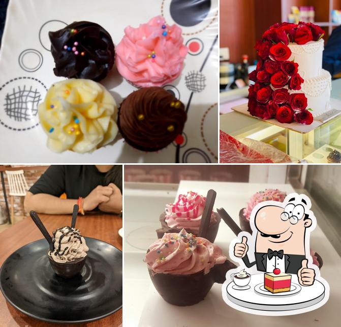 7th Heaven offers a range of sweet dishes