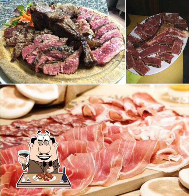 Scegli i piatti di carne a Bar Paradiso Dei Pini