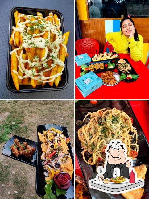 Order French-fried potatoes at Haristo Pizzeria