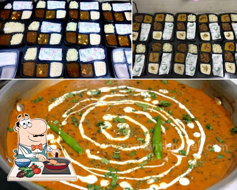 Chicken curry at Soni's Kitchen