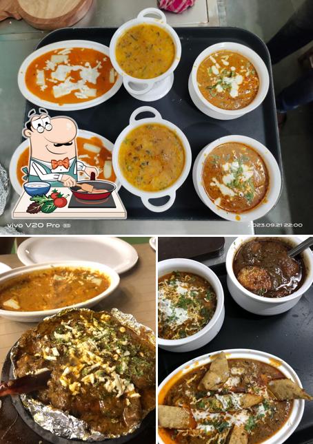 Chicken curry at Dakorji Pure veg Restaurant