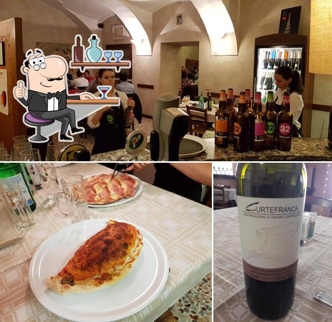 La foto della interni e alcol di La Smorfia