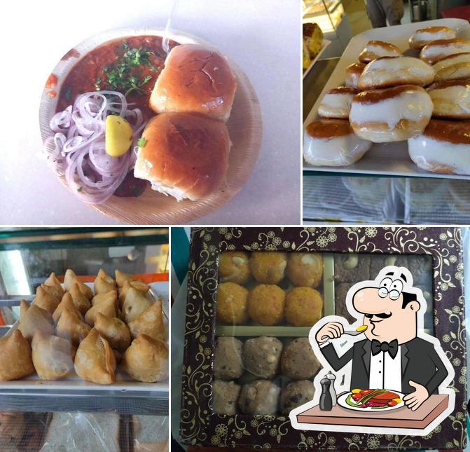 Meals at Laddu Gopal