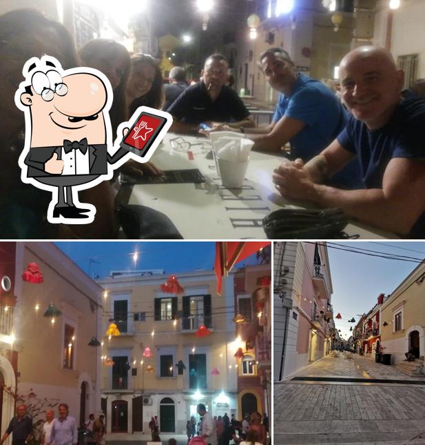 Tra le diverse cose da Perbacco Wine Bar si possono trovare la esterno e interni