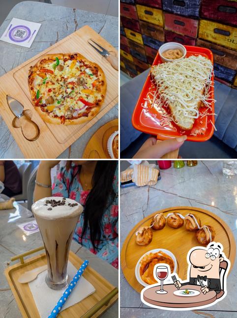 Food at Unthink coffee lounge